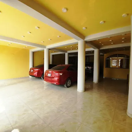 Hostal El Tornillo 3-3